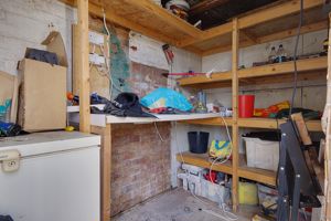 Outbuilding/Workshop:- click for photo gallery